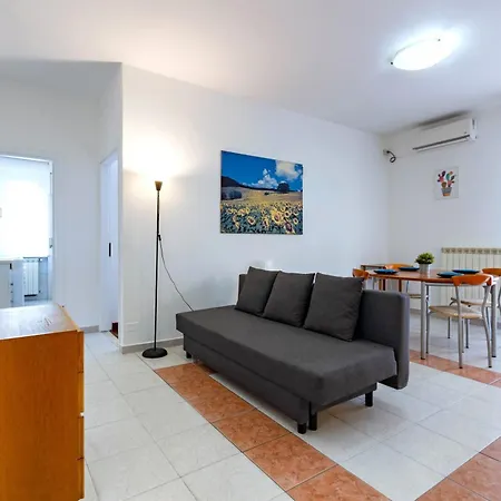 Apartment La Riviera