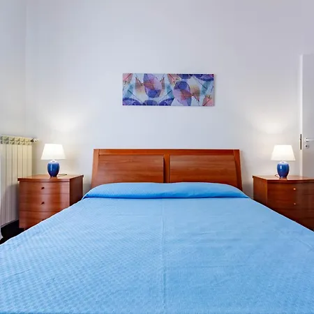 La Riviera Apartment